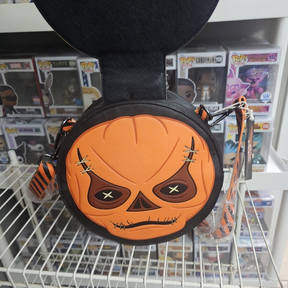 Trick Or Treat Loungefly SAM Bag/ Purse - Picture 3 of 6